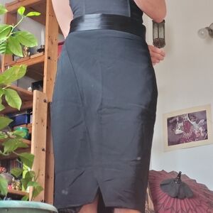 Elisabetta Franchi Elegant Black Midi Wallet Cut Skirt - Size 44 - 27"